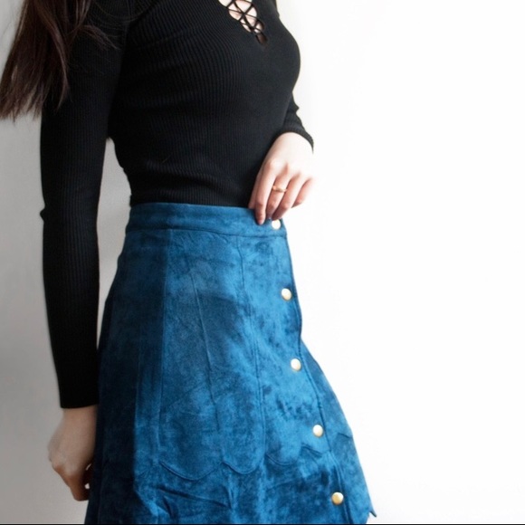Sugarlips Blue Suede Skirt - Picture 6 of 6